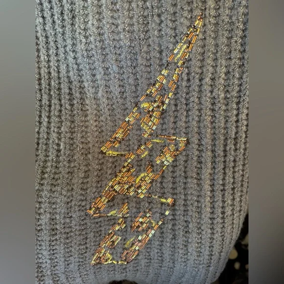 NWT Torrid size 1 (1X 14-16) gray sweater with bead lightning bolt detail - Picture 11 of 13